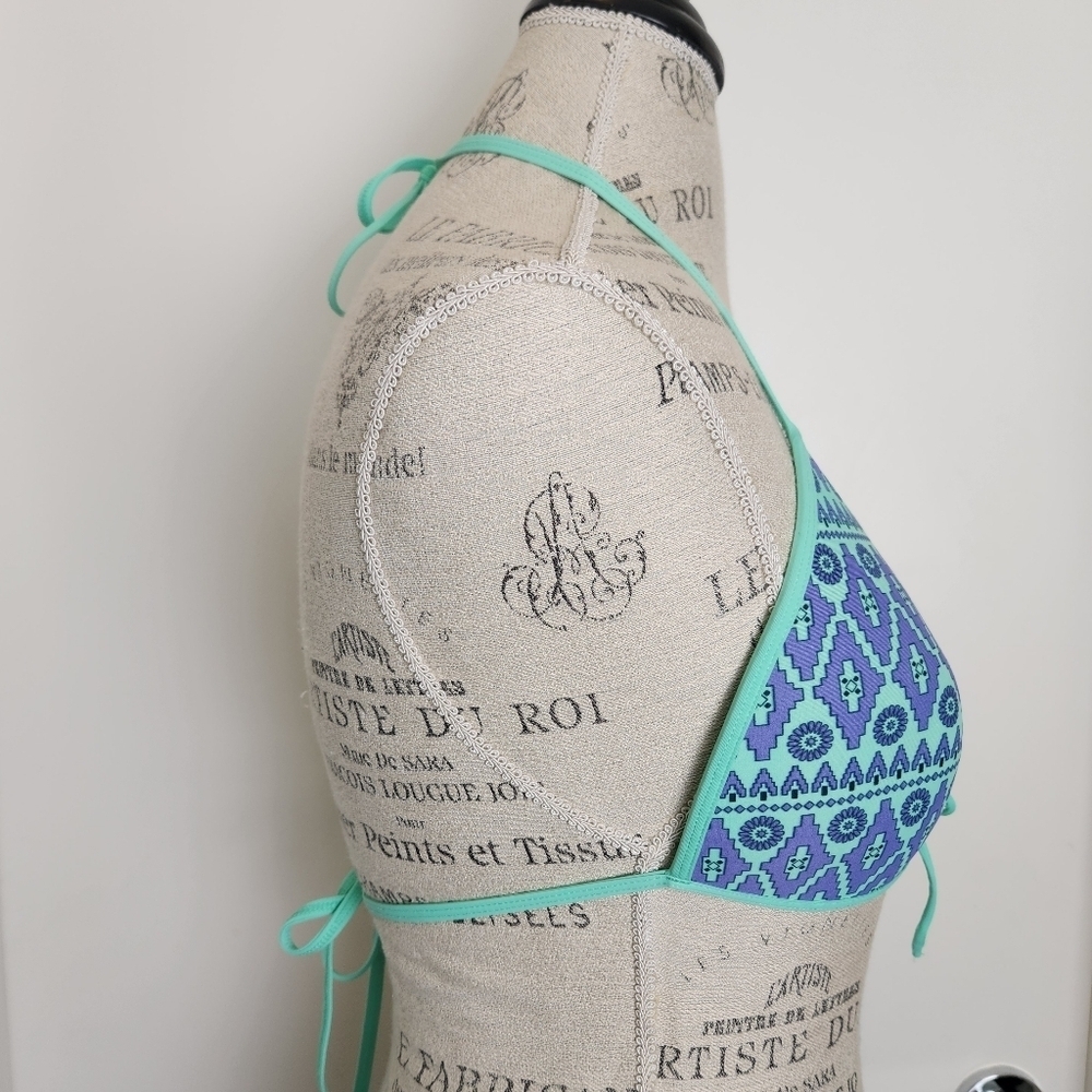 Y2K Aztec Triangle String Bikini Top - Picture 3 of 11